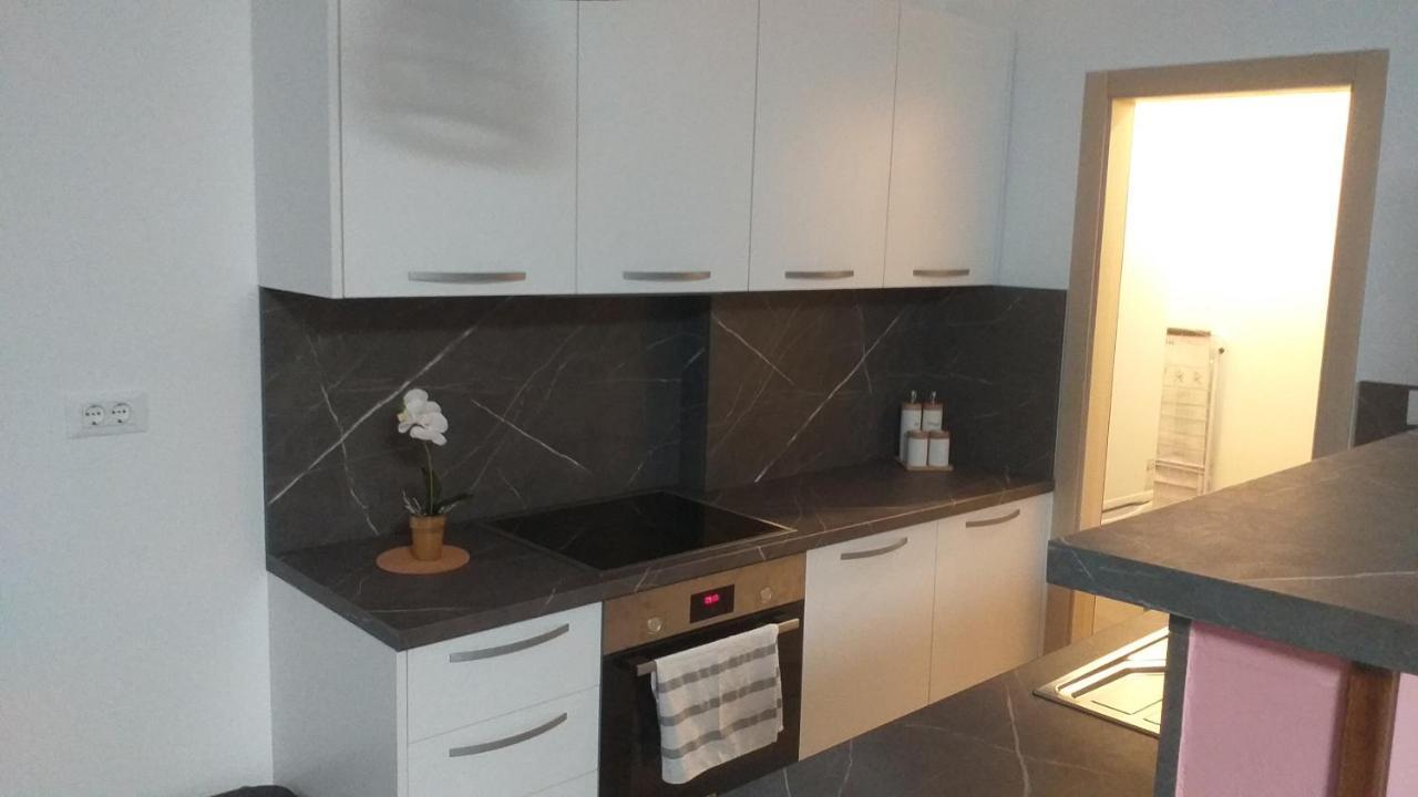 Apart Centar Umag Edda Joakima Rakovca 7 E 52470-Umag Exterior foto